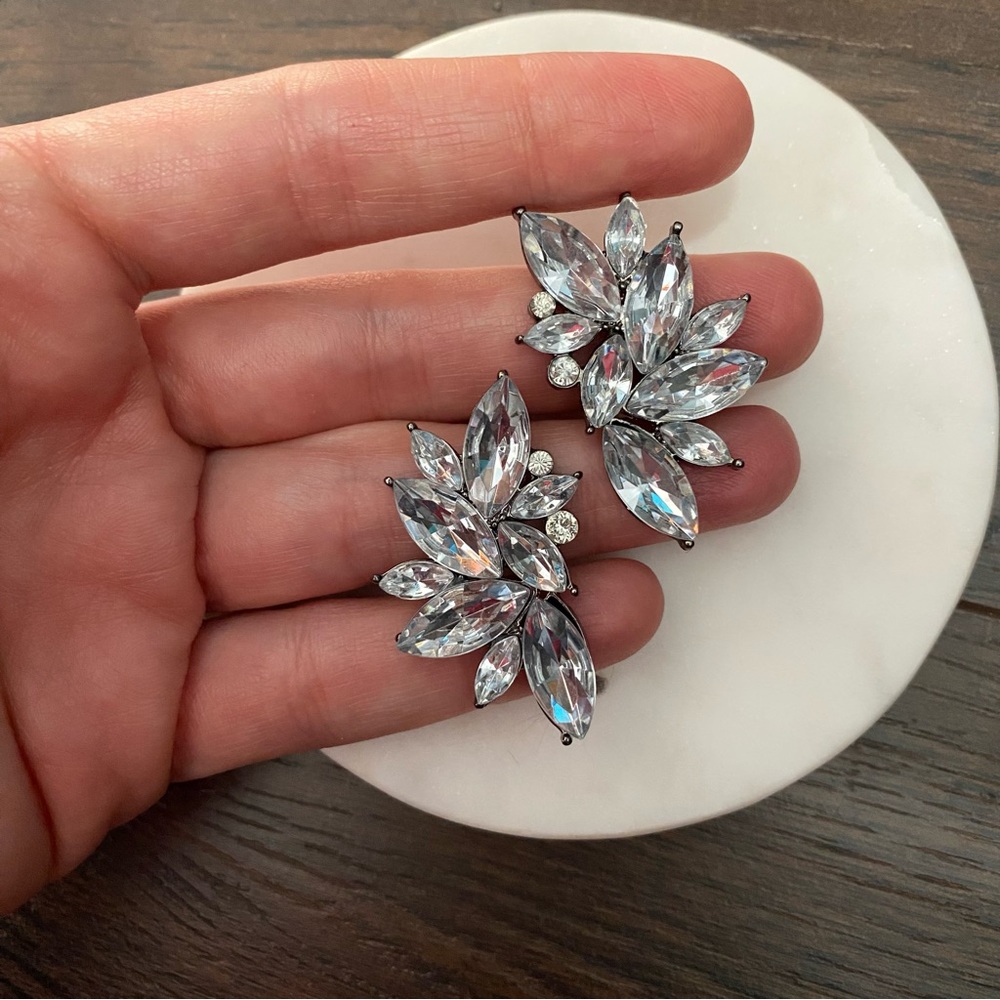 Boutique || Jewelry - Picture 13 of 14
